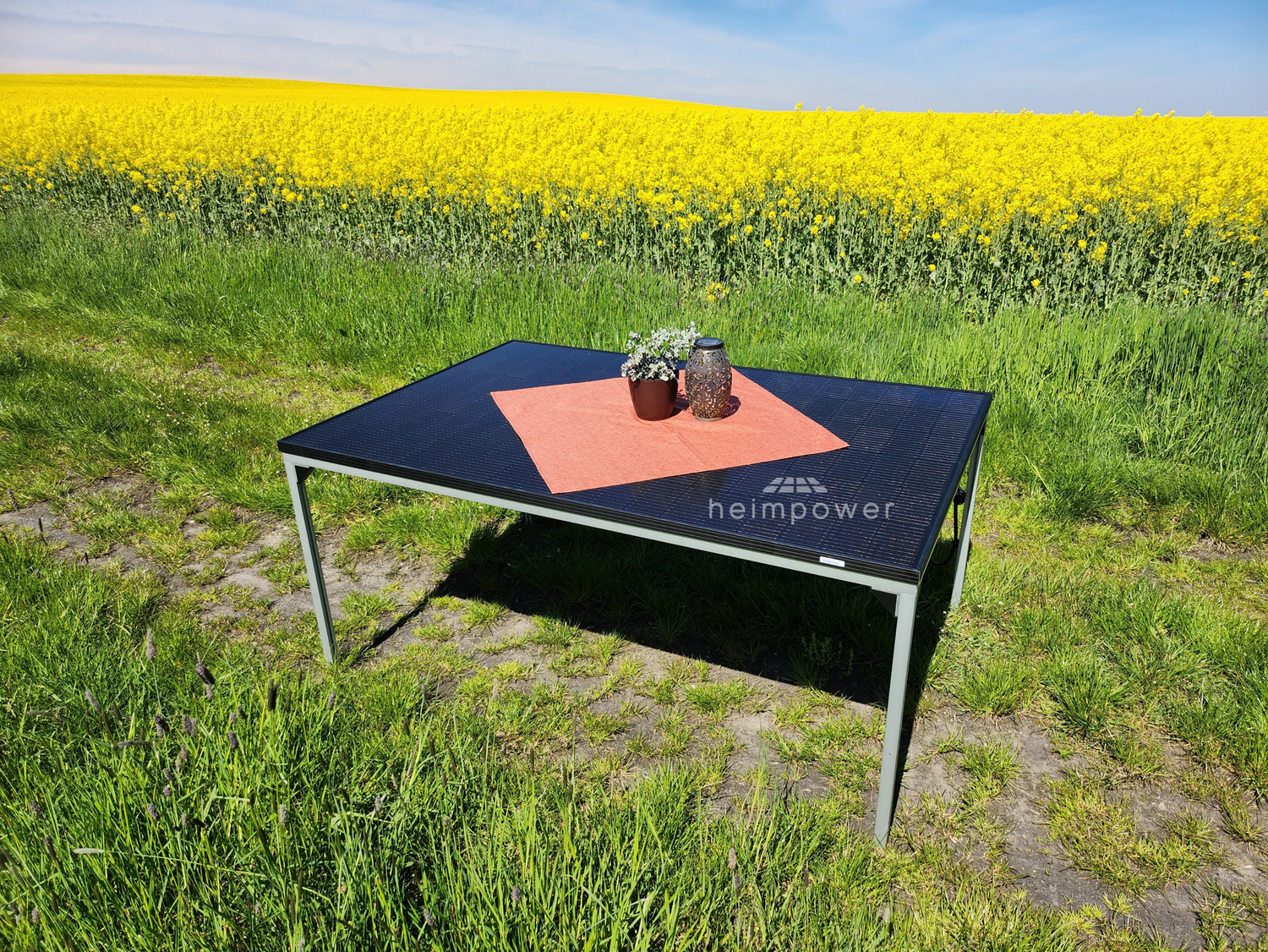 Solartisch füer 6 Personen